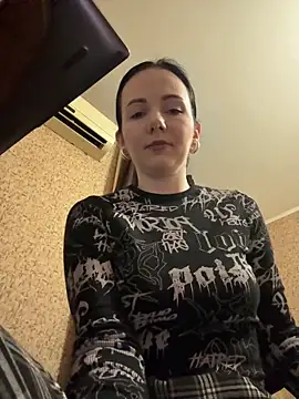 Snapshot of naughty_lucifer chatting on December 16, 2:22 pm naughty lucifer online show from December 16, 2:22 pm