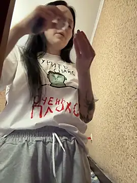 naughty lucifer online show from April 17, 4:32 pm