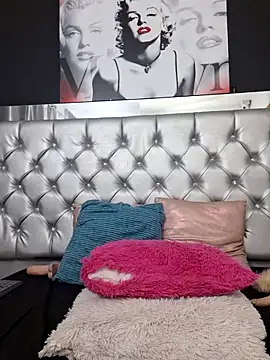 Snapshot of _nicolehotshemale chatting on January 23, 12:57 am nicolehotshemale online show from January 23, 12:57 am