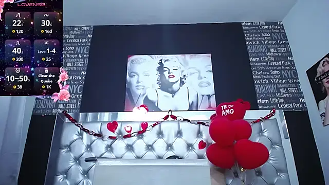 Snapshot of _nicolehotshemale chatting on February 19, 1:08 am nicolehotshemale online show from February 19, 1:08 am