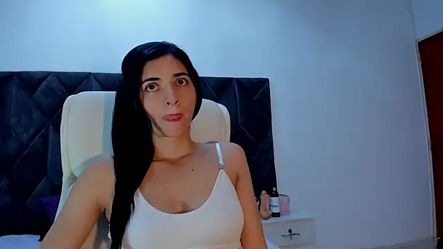 Snapshot of Linisprincehot69 chatting on February 7, 8:31 pm Linisprincehot69 online show from February 7, 8:31 pm