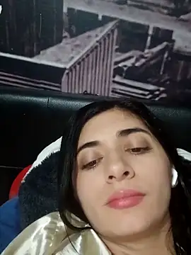 Snapshot of Linisprincehot69 chatting on February 23, 3:56 am Linisprincehot69 online show from February 23, 3:56 am