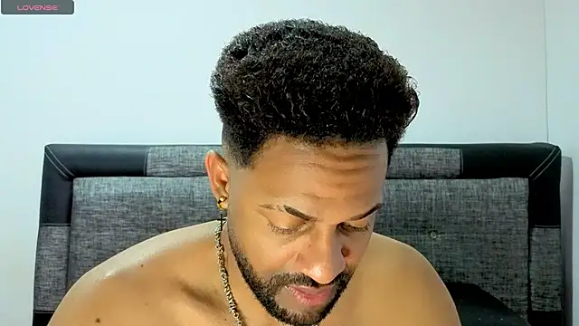 Snapshot of bbcblackhot34 chatting on November 3, 4:03 am bbcblackhot34 online show from November 3, 4:03 am