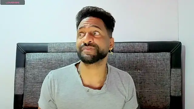 Snapshot of bbcblackhot34 chatting on November 8, 4:12 am bbcblackhot34 online show from November 8, 4:12 am