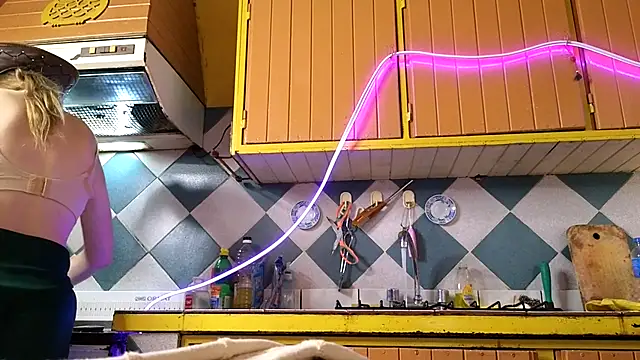 Snapshot of Jony_Marta chatting on November 12, 6:19 pm Jony Marta online show from November 12, 6:19 pm