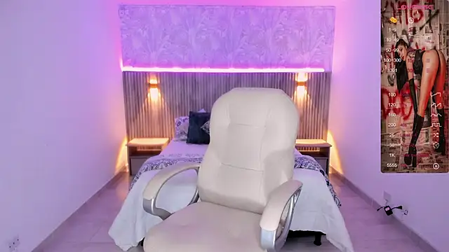 Antonella Grayy online show from March 3, 11:00 am