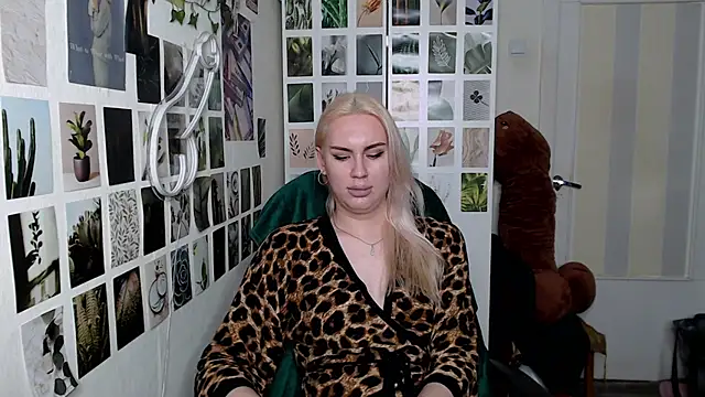 CapriScorpion online show from October 10, 1:21 pm