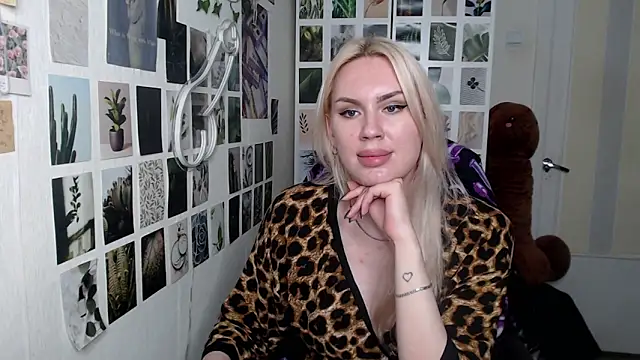 CapriScorpion online show from December 4, 12:58 pm