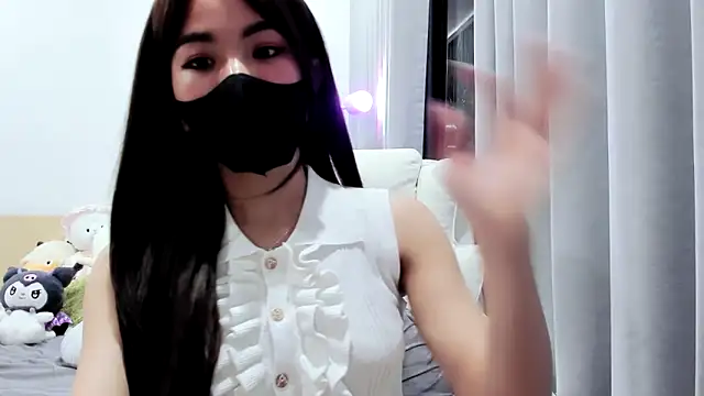 Lita-Julia online show from November 6, 2:07 pm