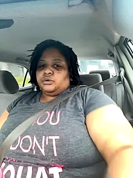 kweenxkarma online show from October 25, 9:20 pm