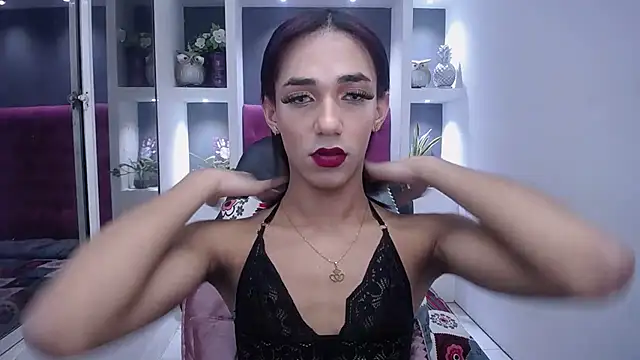 KatrinaQueen1 online show from February 7, 7:07 am