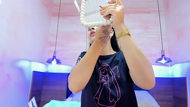 AnneDixie online show from November 21, 3:05 am