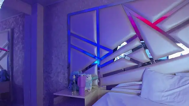 Miia002 online show from March 12, 11:33 pm