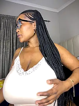 Bustygoddess32 online show from November 29, 10:13 pm