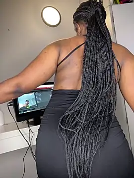 Bustygoddess32 online show from April 15, 9:59 pm