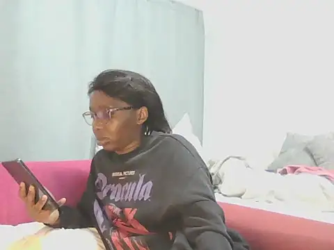 Sexxybella27 online show from June 11, 12:32 am