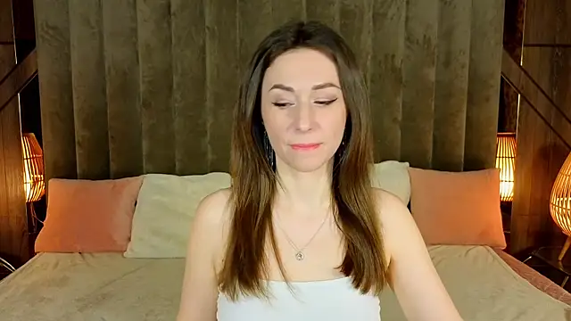 KimmmLi online show from November 25, 2:06 pm