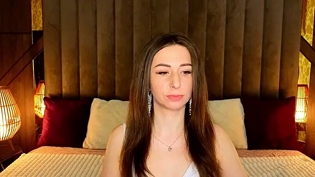 KimmmLi online show from April 14, 1:06 pm