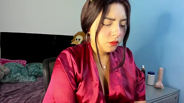 Charlotte cutee18 online show from June 4, 11:05 am