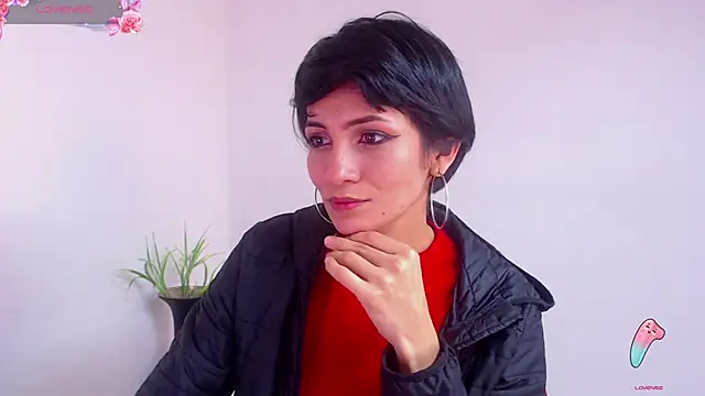 Snapshot of Hannaaaa__ chatting on December 24, 5:13 pm Hannaaaa online show from December 24, 5:13 pm