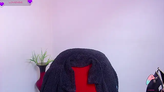 Snapshot of Hannaaaa__ chatting on January 4, 8:27 pm Hannaaaa online show from January 4, 8:27 pm