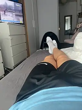 Snapshot of Arthur2288@xh chatting on February 8, 1:14 pm Arthur2288xh online show from February 8, 1:14 pm