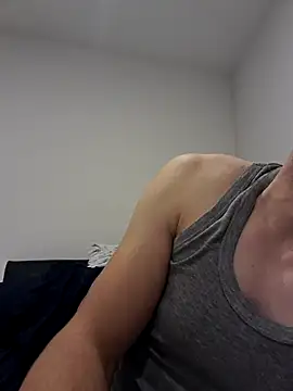 suarez1235 online show from November 1, 5:26 pm