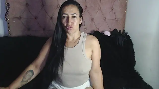 missbella1 online show from April 17, 8:23 pm