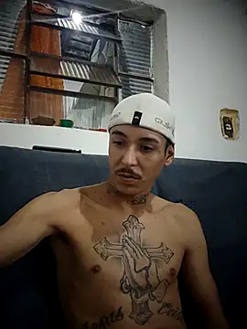 DG0022 online show from March 10, 2:33 pm