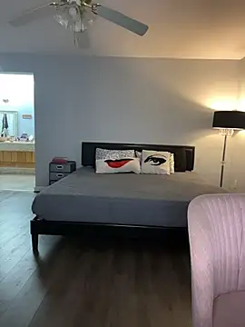 DestineeJayde online show from October 17, 4:37 am