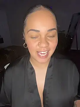 DestineeJayde online show from May 4, 9:49 am