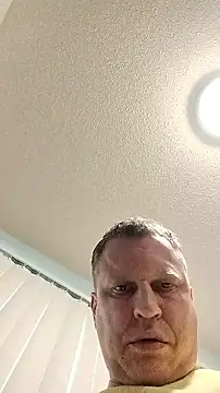 Snapshot of fukurbutt chatting on January 15, 9:07 pm fukurbutt online show from January 15, 9:07 pm