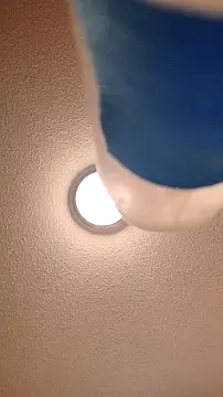 Snapshot of fukurbutt chatting on February 16, 7:32 pm fukurbutt online show from February 16, 7:32 pm