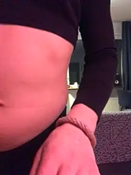 BigAssKi online show from April 18, 9:04 pm