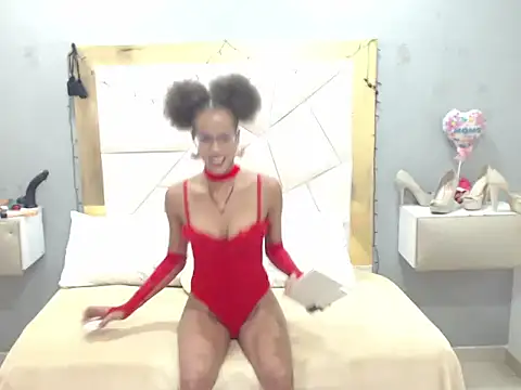 CanellaHotx online show from February 14, 6:29 pm