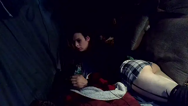 cdressupdiva online show from December 20, 5:14 am