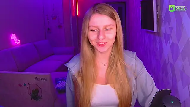 AmaliaQueen online show from December 7, 2:02 pm