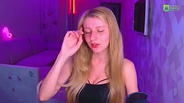 AmaliaQueen online show from November 9, 1:42 pm