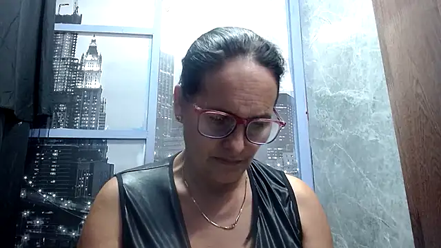 Nastylatinaxxx online show from December 13, 10:26 pm