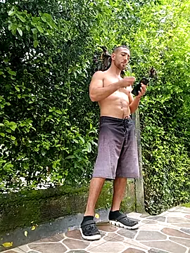 sebasxx97 online show from April 15, 3:19 pm