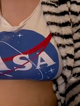 Snapshot of Zanoba-16 chatting on March 7, 1:30 pm Zanoba-16 online show from March 7, 1:30 pm