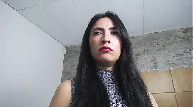 Snapshot of JainaRogers chatting on February 13, 5:22 pm JainaRogers online show from February 13, 5:22 pm