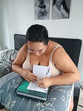 RachellGraham online show from July 4, 3:40 pm