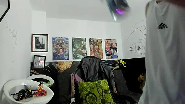 Snapshot of Sisoyalejo420 chatting on October 25, 3:07 pm Sisoyalejo420 online show from October 25, 3:07 pm