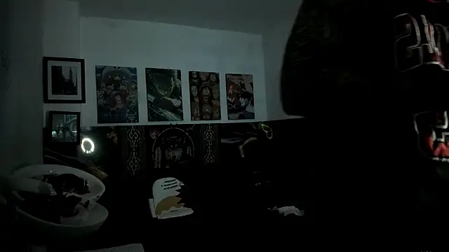 Snapshot of Sisoyalejo420 chatting on October 27, 12:20 pm Sisoyalejo420 online show from October 27, 12:20 pm