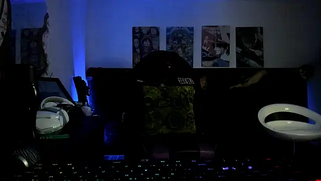 Snapshot of Sisoyalejo420 chatting on November 16, 1:22 am Sisoyalejo420 online show from November 16, 1:22 am