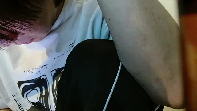 POCARI SWEAT online show from April 22, 11:34 am