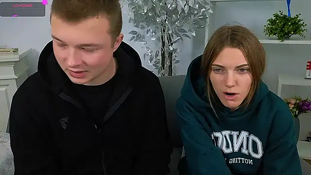 Snapshot of _Olli__Stiw_ chatting on October 27, 7:34 am Olli Stiw online show from October 27, 7:34 am