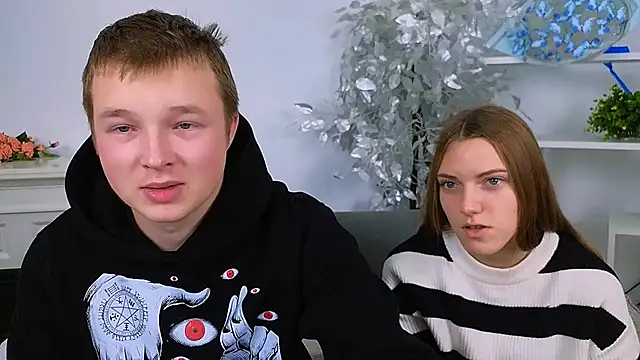 Snapshot of _Olli__Stiw_ chatting on November 22, 8:57 am Olli Stiw online show from November 22, 8:57 am