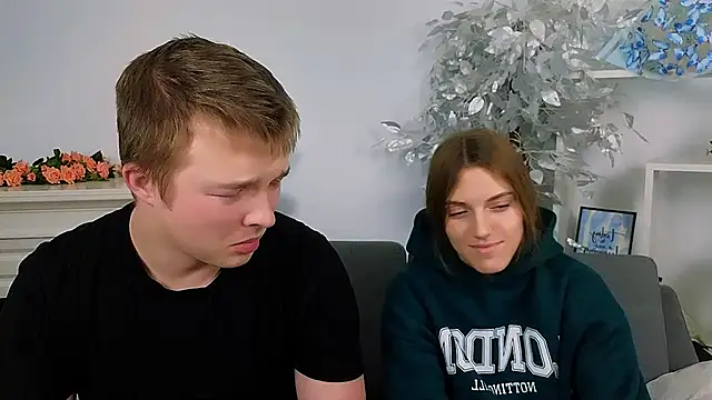 Snapshot of _Olli__Stiw_ chatting on November 29, 8:17 am Olli Stiw online show from November 29, 8:17 am